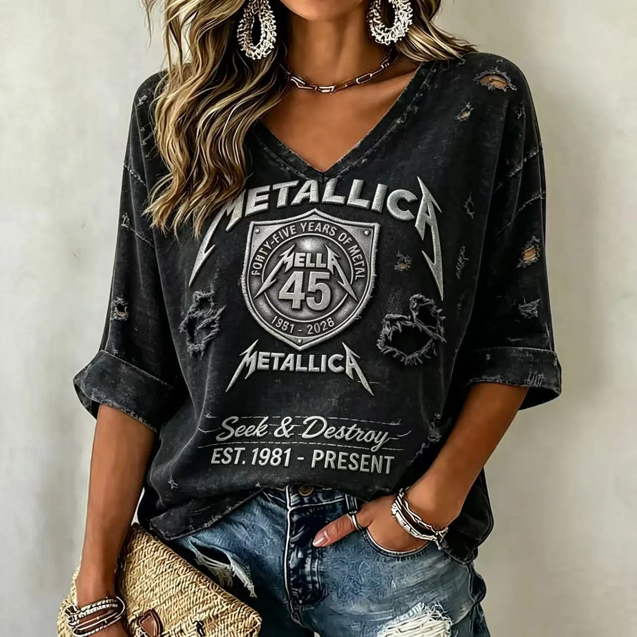 Women's Metallica's '26 Tour Fans V-Neck Short-Sleeve T-Shirt